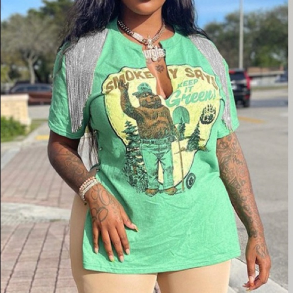 Smokey Tee